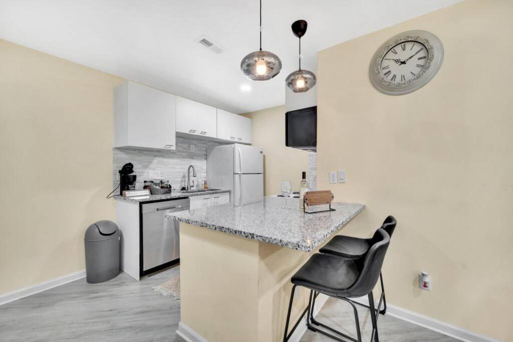 Cozy 2 Bedroom Pineville-Matthews Duplex Sleeps 8 Charlotte Exterior photo